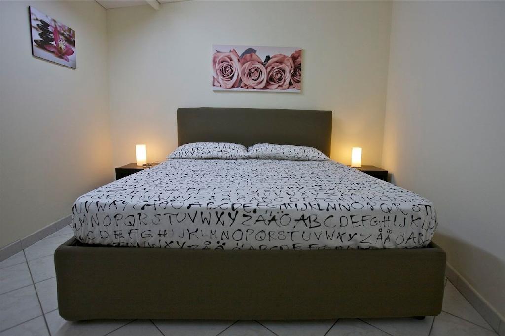 A Casa Di Claudio Villa Catania Habitación foto